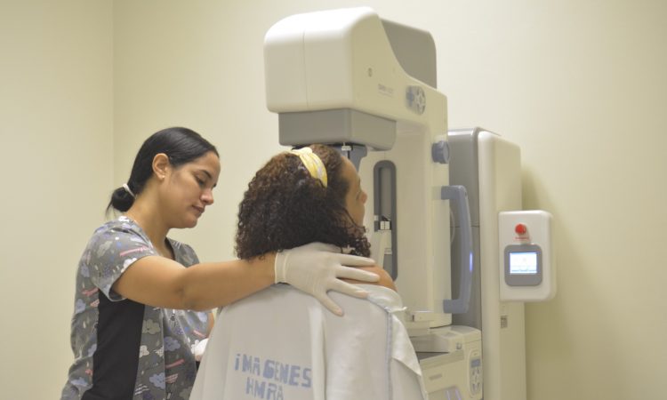 Materno Reynaldo Almánzar ha realizado 17,970 chequeos preventivos del cáncer de mama