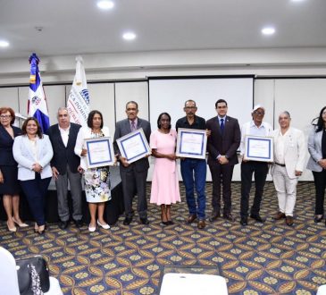 MSP presentó protocolo de manejo nutricional del adulto mayor