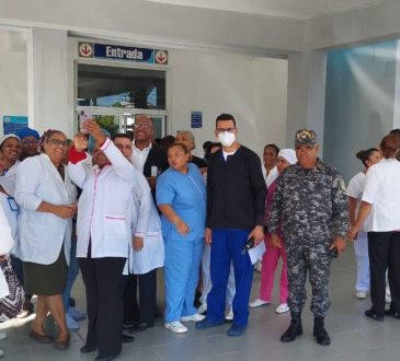 Enfermeros vuelven a denunciar maltrato laboral en el Hospital Dr. Vinicio Calventi