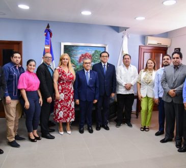 MSP y directiva saliente del CMD discuten logros en favor de los médicos