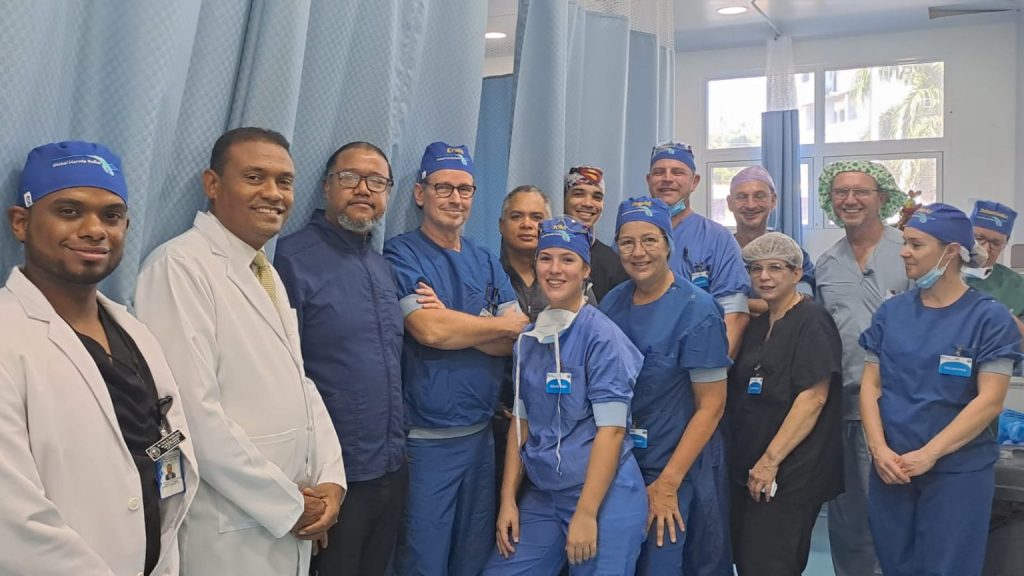 Hospital Cabral y Báez benefició a más de 20 pacientes en jornada quirúrgica