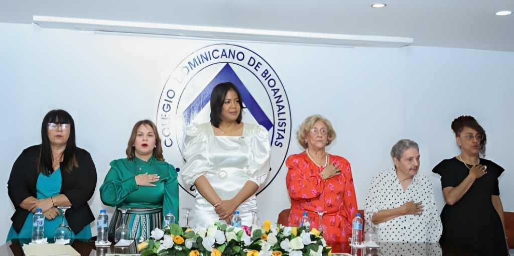 CODOBIO juramentó a su directiva 2023-25 presidida por María Esther Santos CODOBIO juramentó a su directiva 2023-25 presidida por María Esther Santos