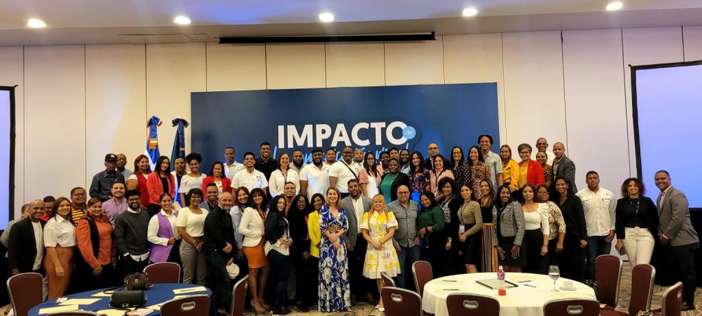 Comunicadores de la Red Pública se capacitan en Impacto de la Comunicación Visual en Salud