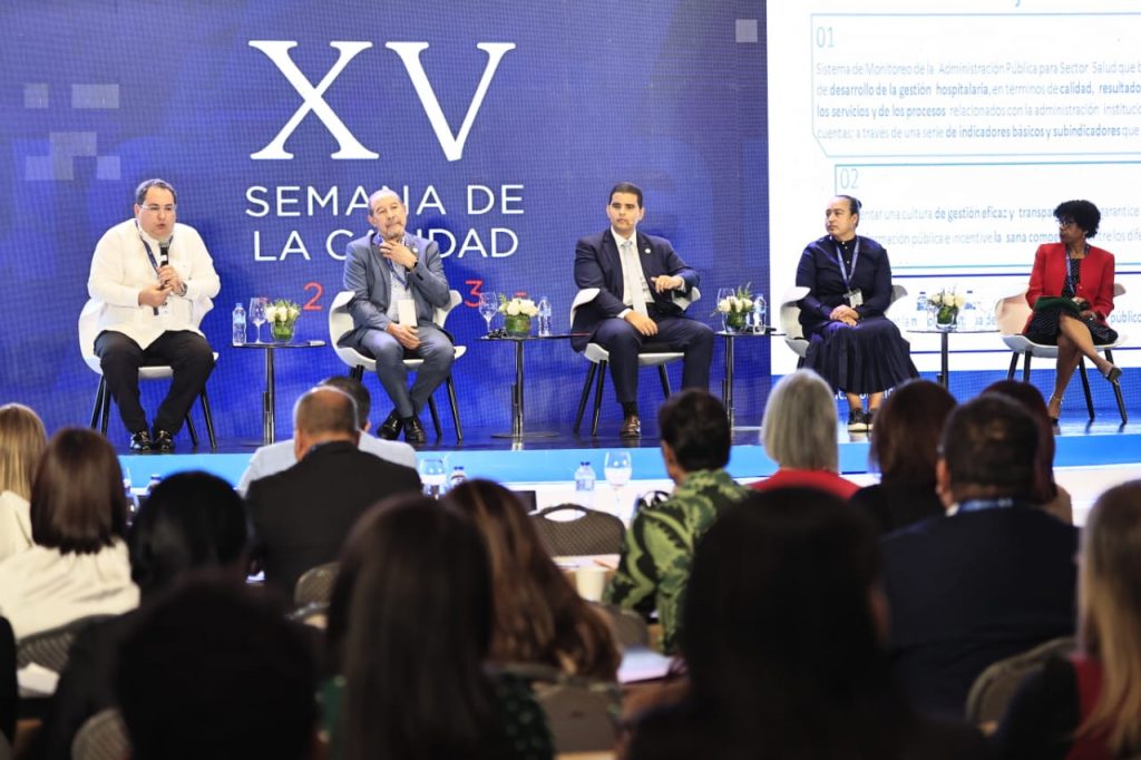 SNS expone avances de la Red Pública con SISMAP Salud en la XV Semana de la Calidad Director del SNS expone avances de la Red Pública con SISMAP Salud en XV Semana de la Calidad