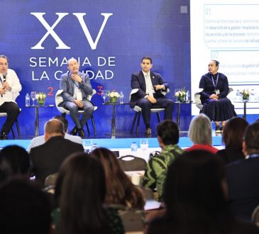 Director del SNS expone avances de la Red Pública con SISMAP Salud en XV Semana de la Calidad
