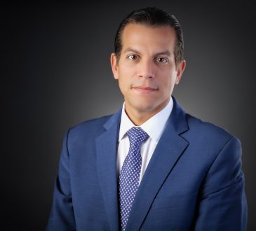 Franklin Glass, presidente de CADOAR