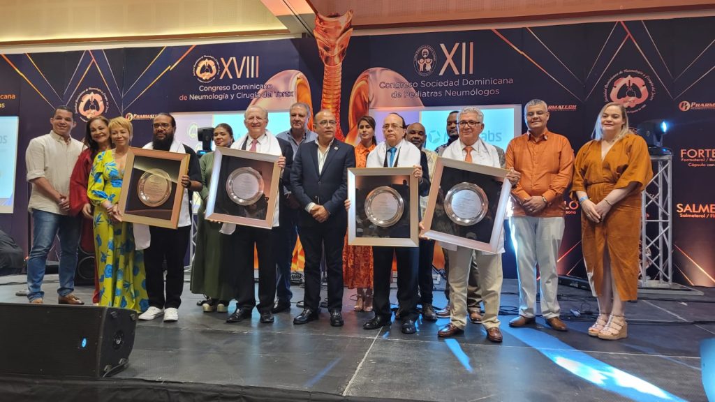 Neumólogos reúnen la mayor comunidad profesional en salud respiratoria Neumólogos cerraron con éxito su XVIII Congreso Dominicano de Neumología y Cirugía del Tórax