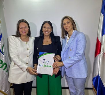 ARS Semma y Referencia habilitan coberturas pruebas clínicas a maestros y personal educativo