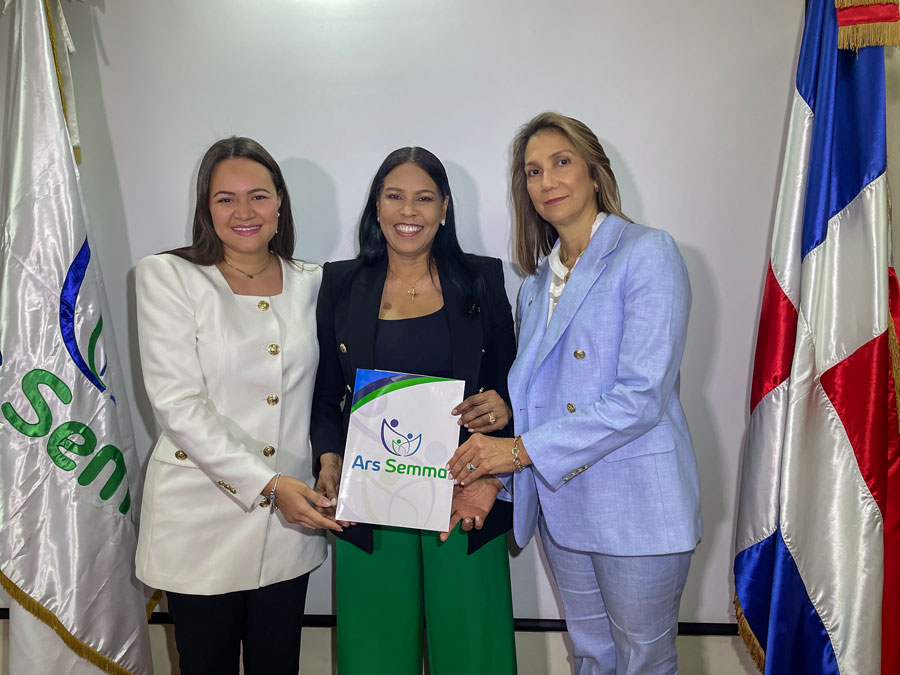 ARS Semma y Referencia habilitan coberturas pruebas clínicas a maestros y personal educativo