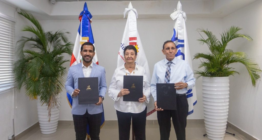 INAIPI y Fundación Cruz Jiminián beneficiarán a niños con labio leporino INAIPI y Fundación Cruz Jiminián beneficiarán a niños con labio leporino