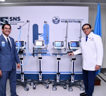 MSP entregó nueve modernos ventiladores mecánicos a tres hospitales de Santiago