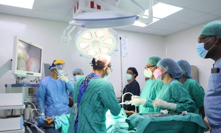 Red Pública completó más de 363,000 cirugías en 2023