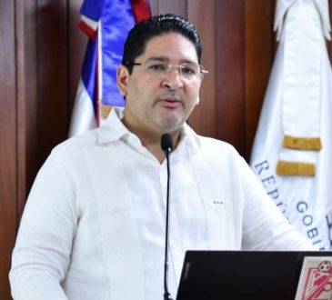Dr. Luis Lizardo