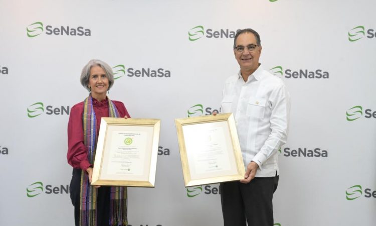 SeNaSa recibe galardón por sus políticas sostenibles