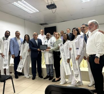 SDNCT entregó broncoscopio a Residencia Neumología Pediátrica del Materno Infantil San Lorenzo de Los Mina