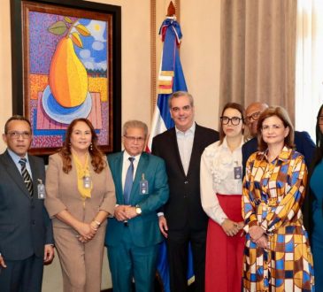 Gobierno y CMD retoman diálogo para atender demandas del gremio