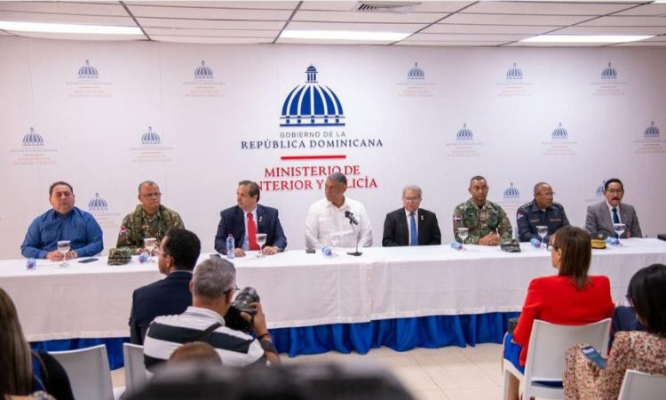 Reservas de Fuerzas Armadas y Policía Nacional reforzarán seguridad hospitalaria