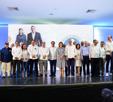 Frente de Salud del PRM anuncia su respaldo a Ulises Rodríguez y a Daniel Rivera en Santiago