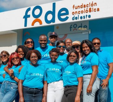 Fundación Oncológica del Este conmemoró la lucha contra el cáncer con su 'Día Azul'