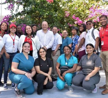 Universidad de Alabama visitó Internado de Medicina Social del INTEC