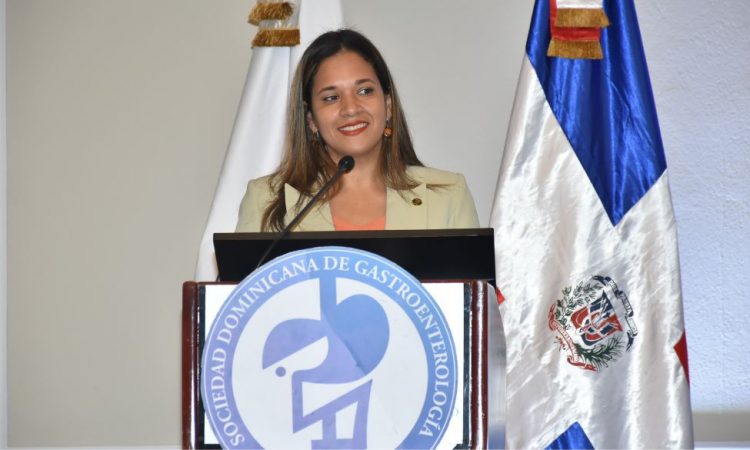 Dra. Claralí Almonte Núñez, presidenta de SODOGASTRO