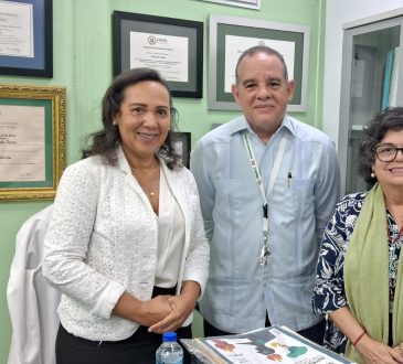 Escuela de Medicina UNPHU recibió visita del Centro Latino Americano de Bioética en Salud