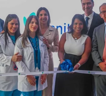 Sanitas inauguró su segundo centro médico en el país
