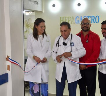 Clínica Cruz Jiminián inauguró Unidad de Endoscopia y Hepatología