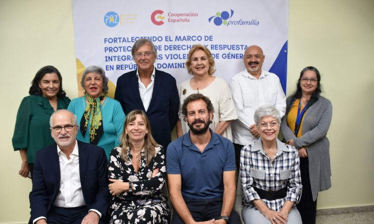 Asociaciones presentan iniciativa contra la violencia de género en RD