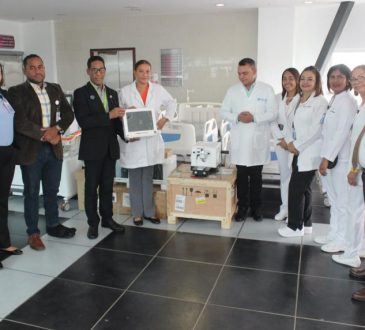 Ney Arias Lora estrena modernos equipos en diferentes áreas del centro de salud
