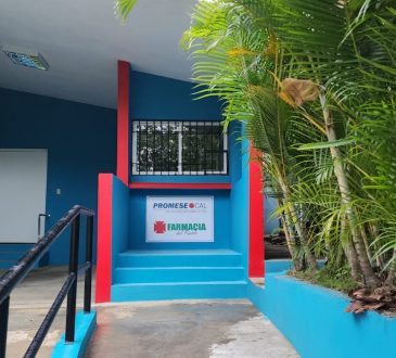 Promese/CAL abre dos nuevas Farmacias del Pueblo en Villa Gautier y Caimito