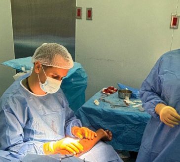 Benefician a 30 pacientes renales en jornada quirúrgica de la Red Pública