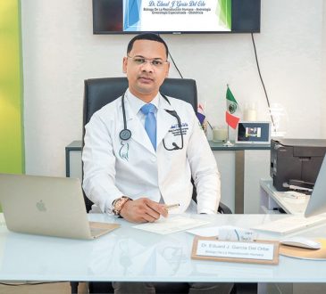 Dr. Eduard García del Orbe celebra superar los 500 embarazos asistidos con testimonios de agradecimiento