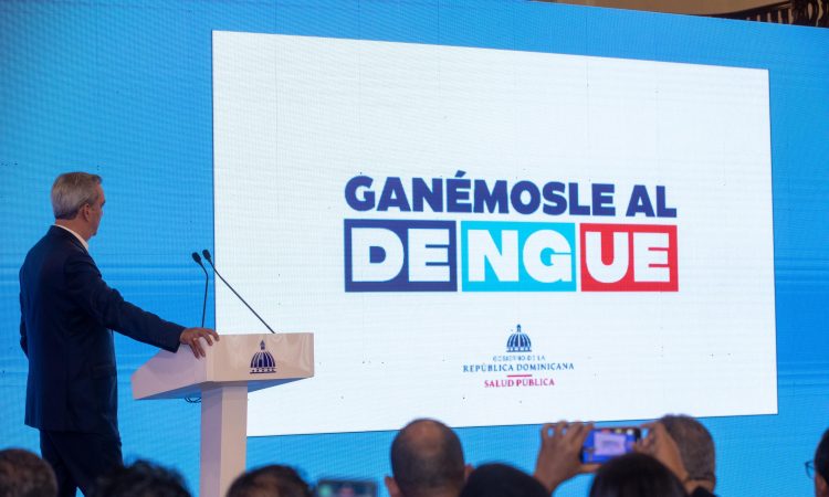 Salud Pública lanza su campaña 'Ganémosle al Dengue'