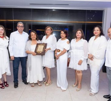 SODOPA premia trayectoria de la Dra. Fernanda Aurora Nanita
