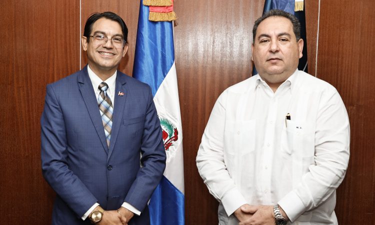 Dr. Bernardo Hilario dirigirá al Servicio Regional de Salud Norcentral
