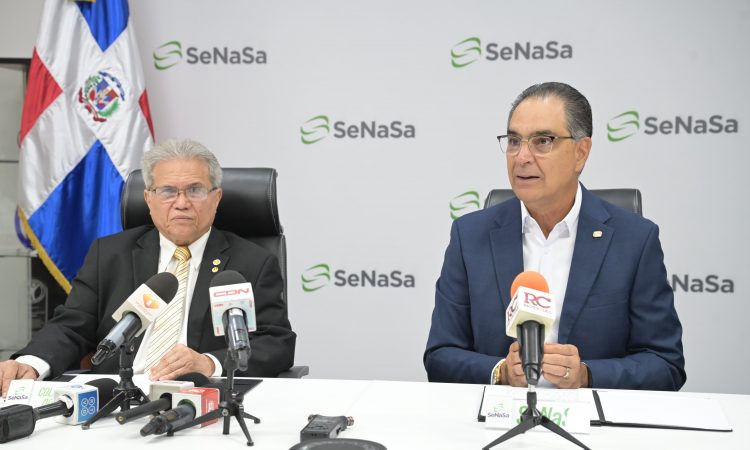 SeNaSa y CMD firman convenio en favor de emergenciólogos e imagenologos