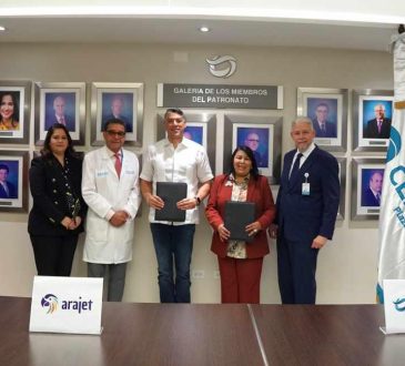 CEDIMAT y aerolínea Arajet acuerdan promover el turismo médico