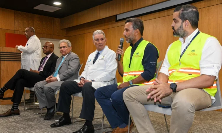 Gobierno promete culminar obras en CECANOT y Ciudad Sanitaria Luis E. Aybar a mediados de julio