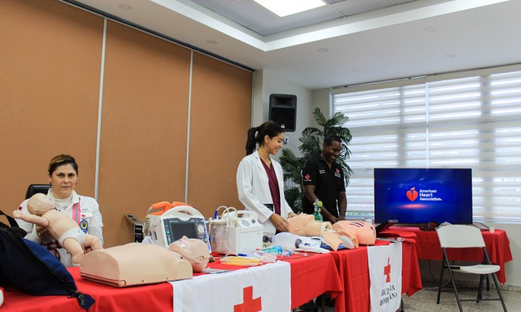 Cruz Roja capacitó a colaboradores en primeros auxilios pediátricos