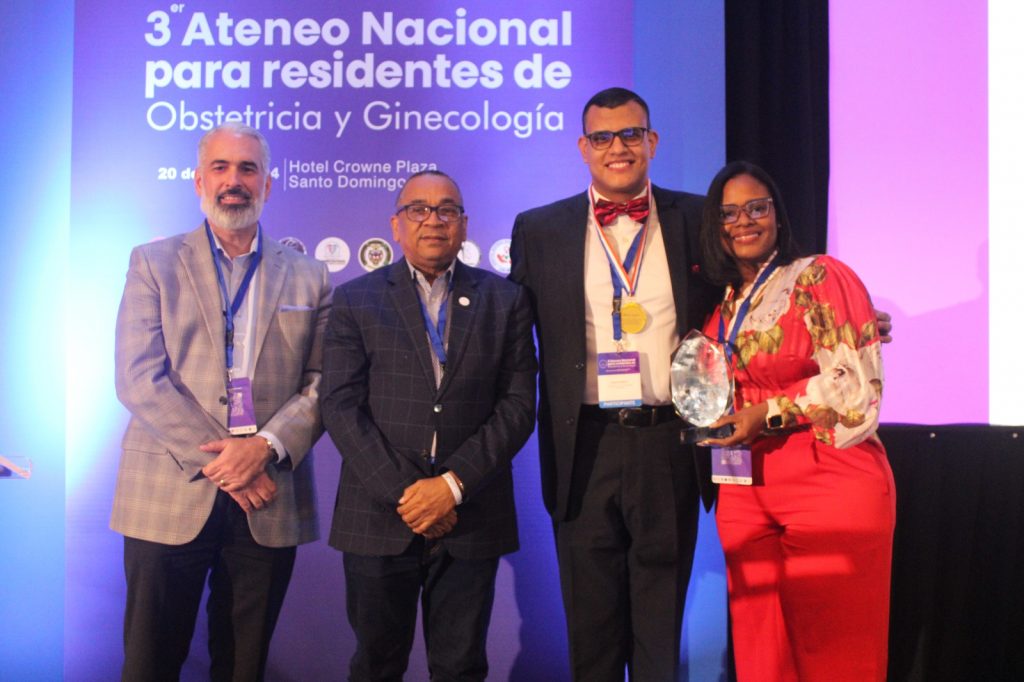 Ateneo Nacional para Residentes de Obstetricia y Ginecología premió a las escuelas de la especialidad