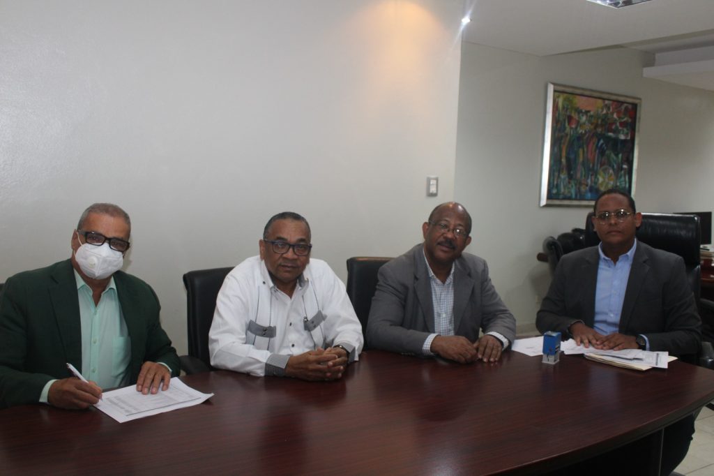SDOG firma acuerdo sobre aumento de tarifarios con la ARS CMD en beneficio de sus miembros SDOG firma acuerdo sobre aumento de tarifarios con la ARS CMD en beneficio de sus miembros
