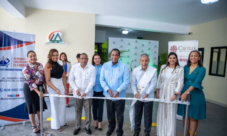 Cooperativa La Altagracia celebra apertura de nuevos consultorios médicos
