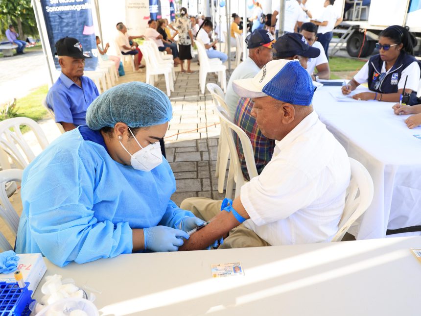 SNS realizó jornada preventiva del cáncer para pacientes de Nagua SNS realizó jornada preventiva del cáncer para pacientes de Nagua