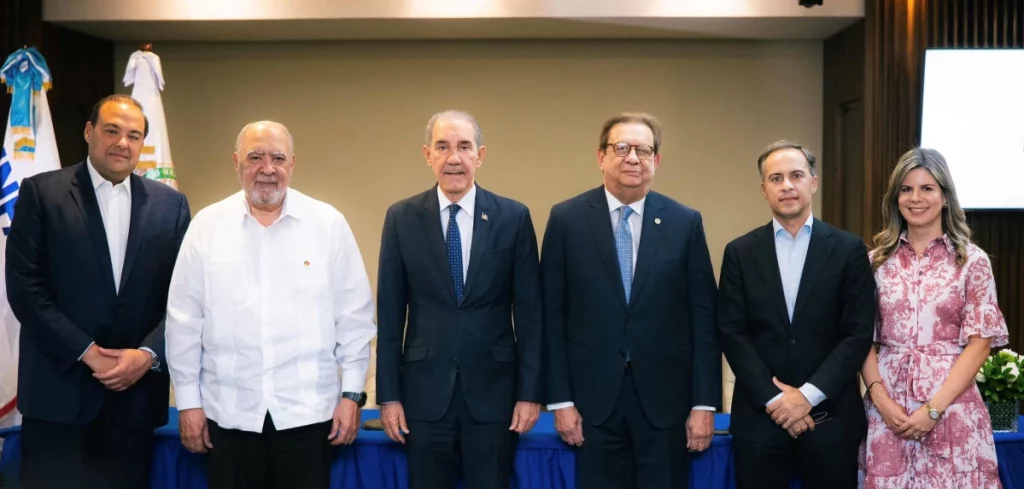 INFADOMI, INTEC y UNPHU promoverán carrera farmacéutica en el país