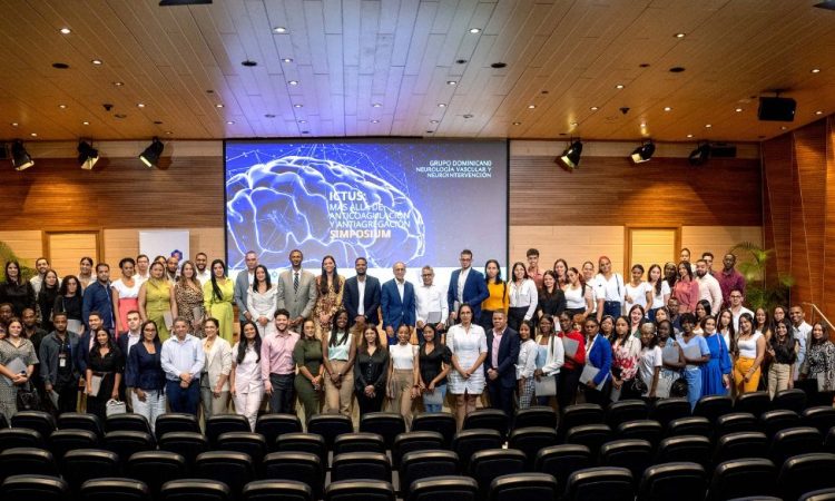 Grupo de Neurología Vascular y Neurointervención celebró simposio sobre ictus
