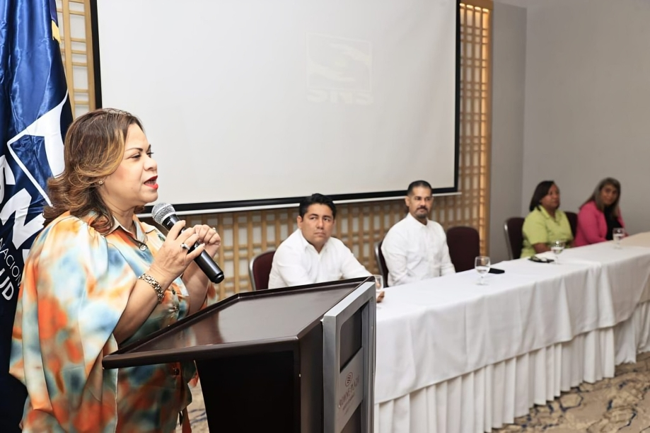 SNS concluye tercer taller para acreditación internacional de laboratorios clínicos
