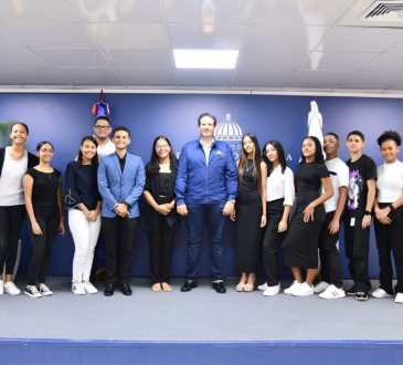 Ministerio de Salud culmina con éxito el Programa de Verano 2024 para jóvenes