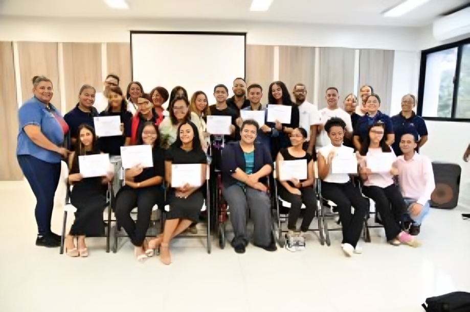 Ministerio de Salud culmina con éxito el Programa de Verano 2024 para jóvenes