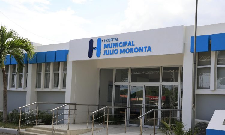 Gobierno inauguró dos centros de salud en Laguna Salada, Mao